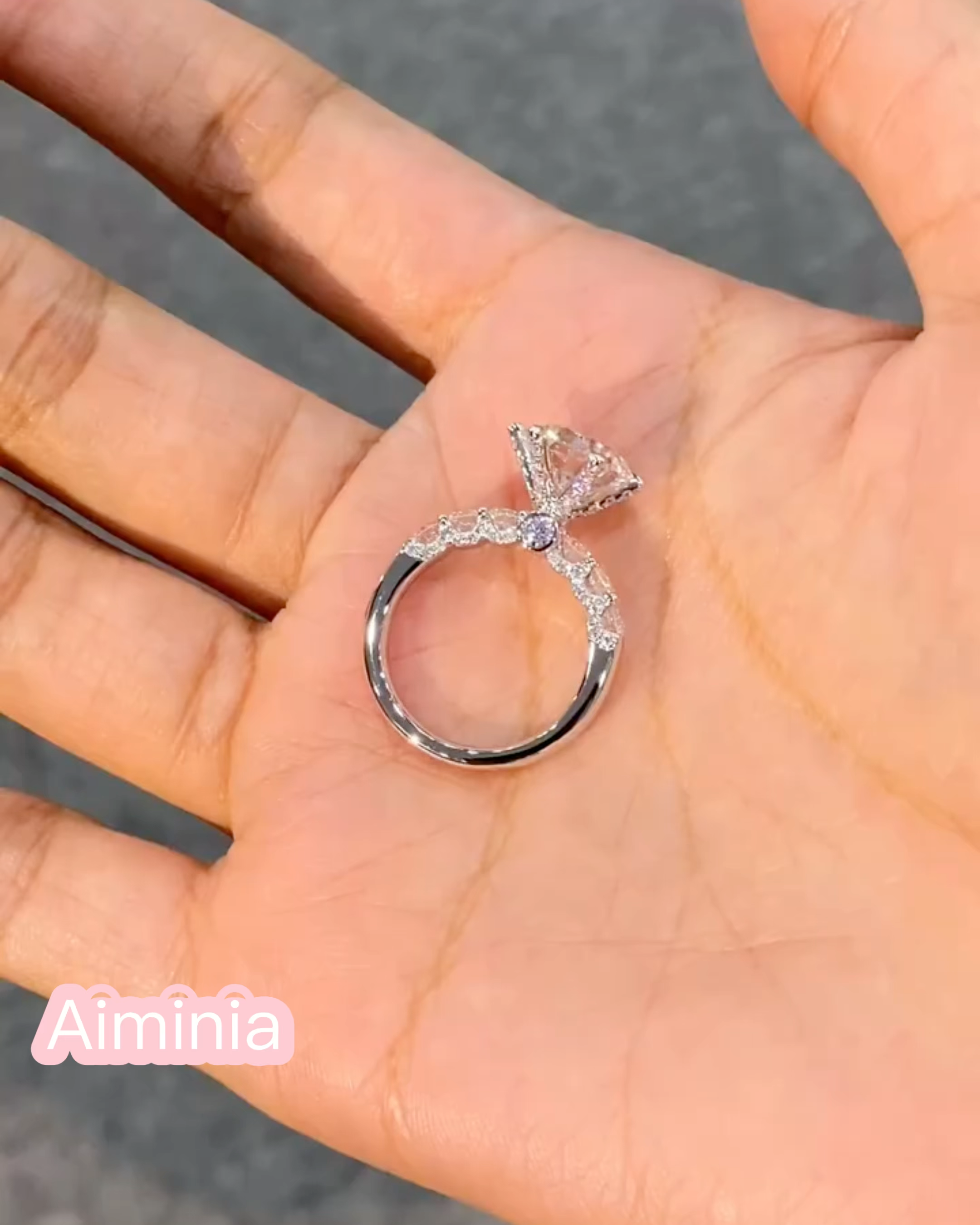3-Carat Lab-Grown Diamond Ring: Six-Prong Setting—Brilliant and Dazzling, featuring D Color and VS1 Clarity.3-Carat Lab-Grown Diamond Ring: Six-Prong Setting—Brilliant and Dazzling, featuring D Color and VS1 Clarity