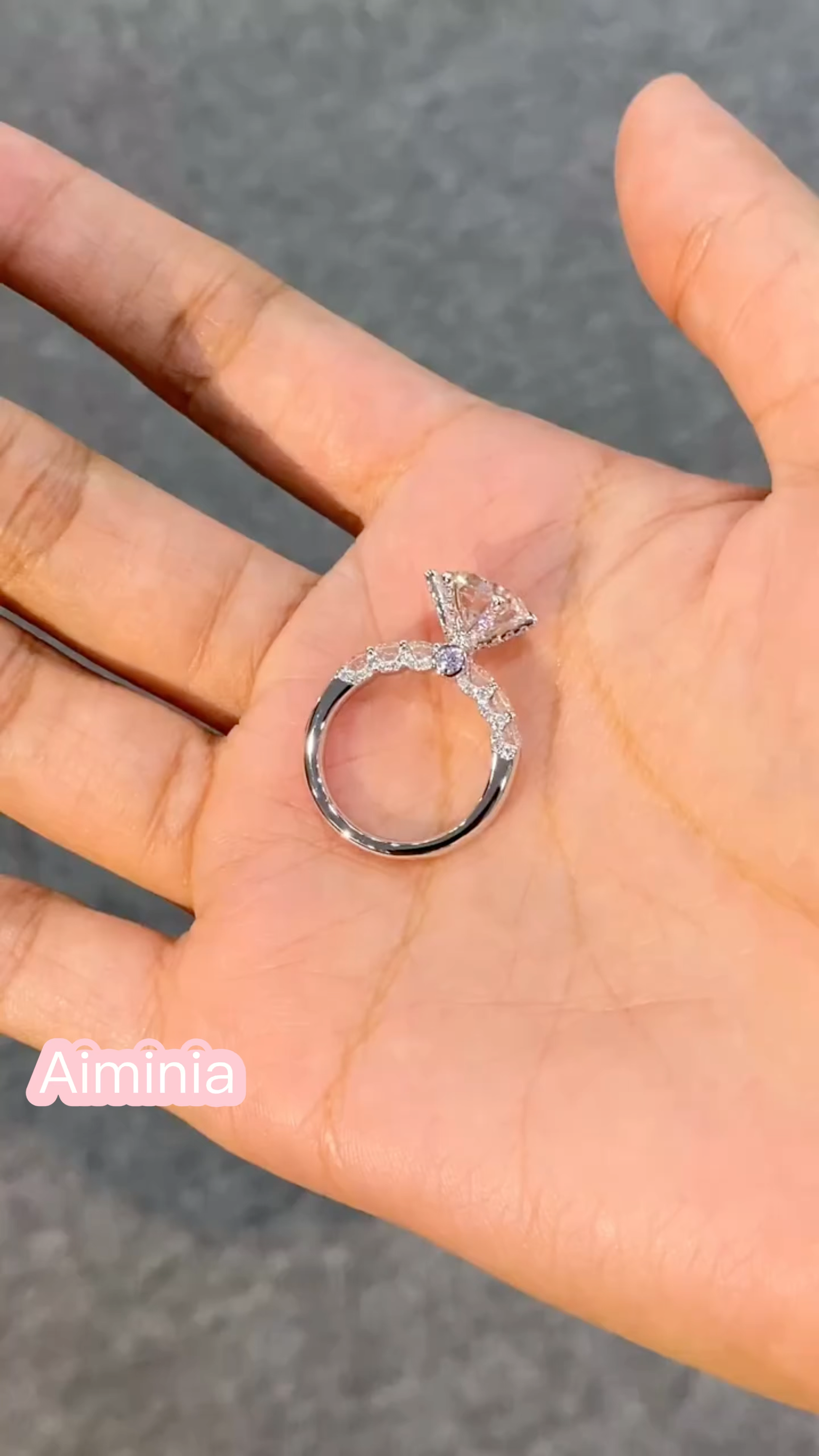3-Carat Lab-Grown Diamond Ring: Six-Prong Setting—Brilliant and Dazzling, featuring D Color and VS1 Clarity.3-Carat Lab-Grown Diamond Ring: Six-Prong Setting—Brilliant and Dazzling, featuring D Color and VS1 Clarity