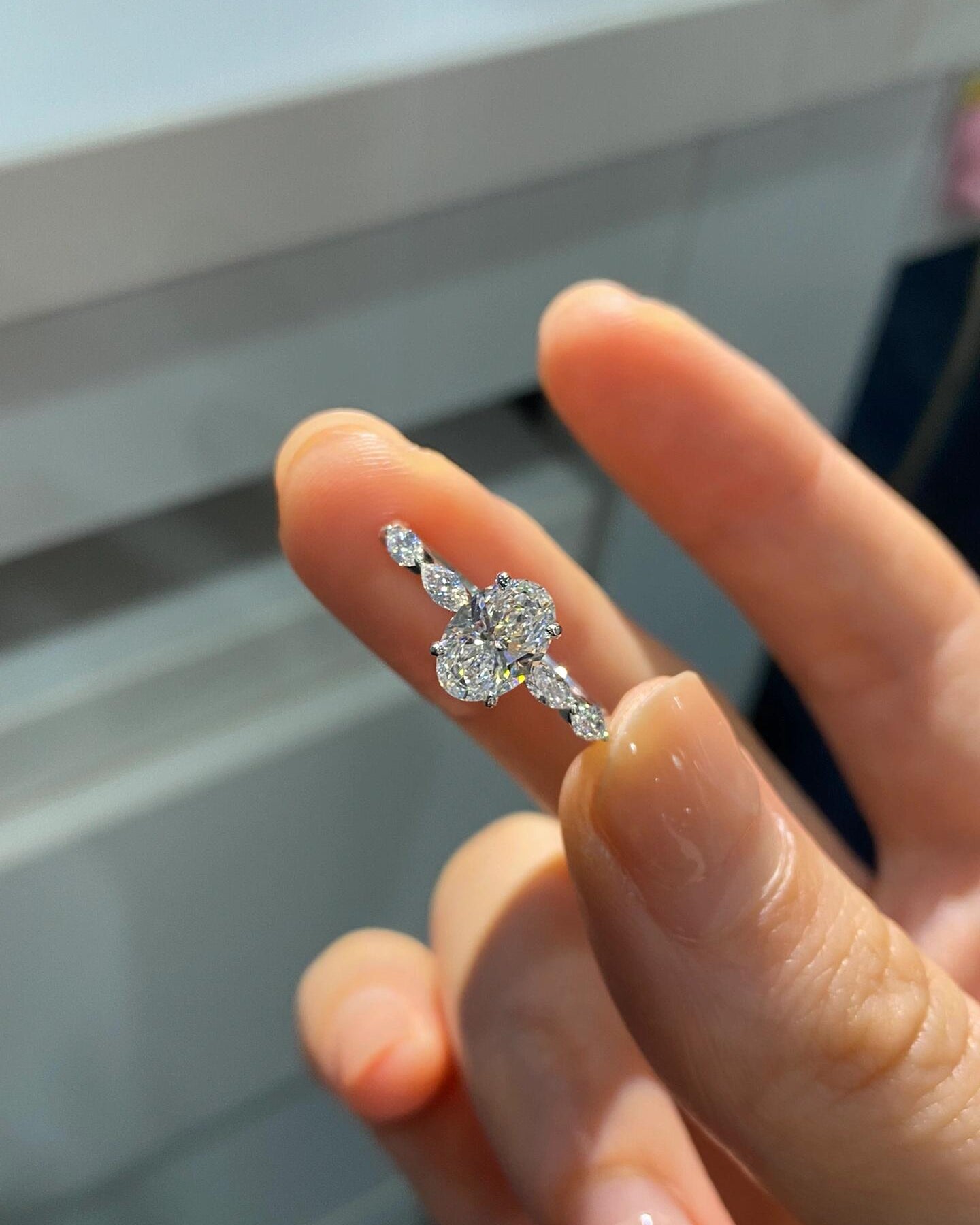 Guardian’s Ring-Oval brilliant-cut lab-grown diamond ring