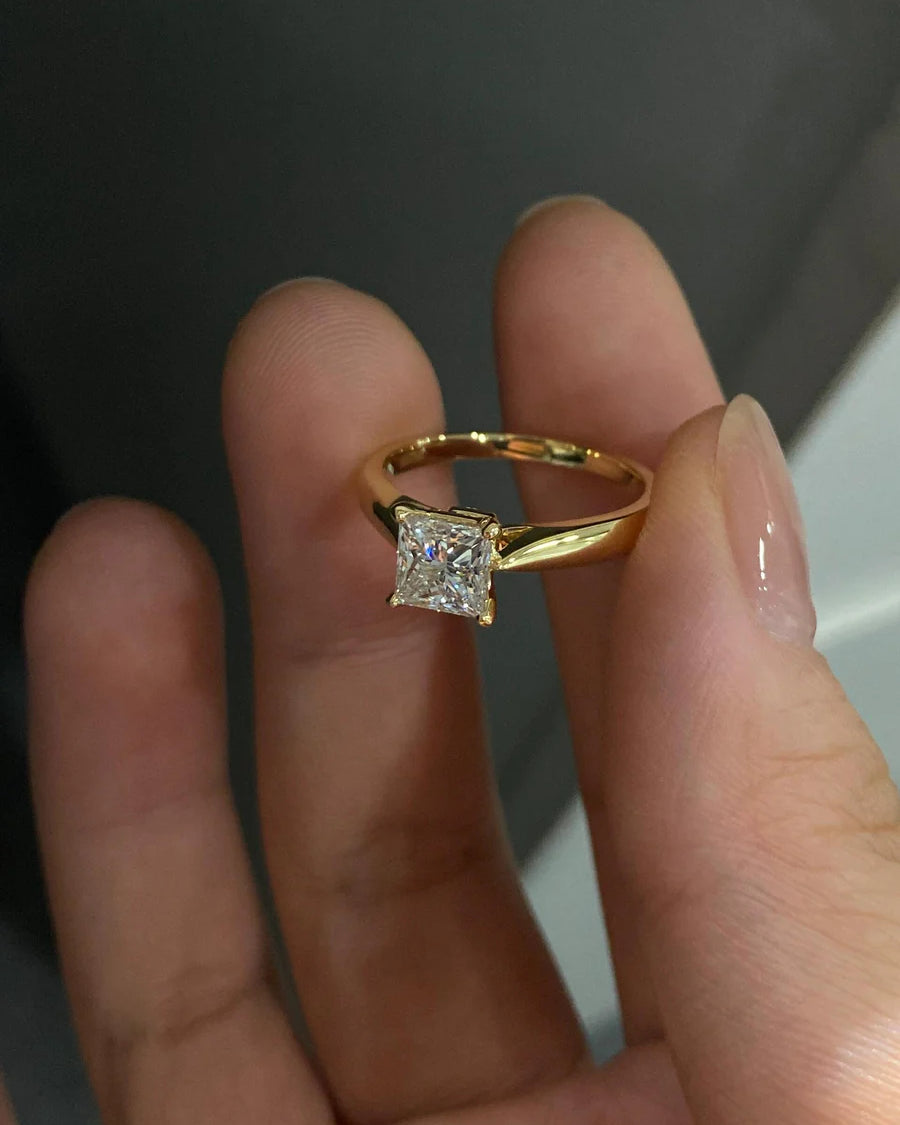 Warm Radiance Laboratory-grown diamond ring